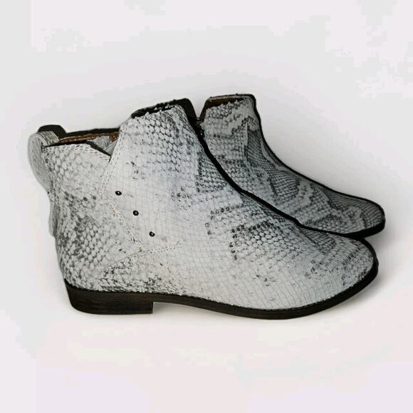 New! Franco Sarto Women's Darona Western Inspired Boot Snakeskin Pattern 9.5 - Picture 3 of 12